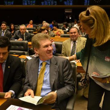 Vigília na Câmara pela aprovação das 30 Horas