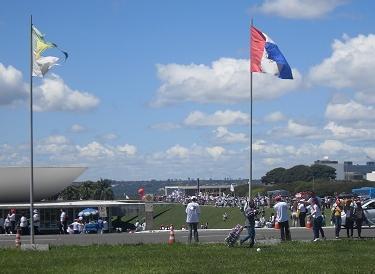 Mobilizações pró-30horas marcam a segunda semana de abril