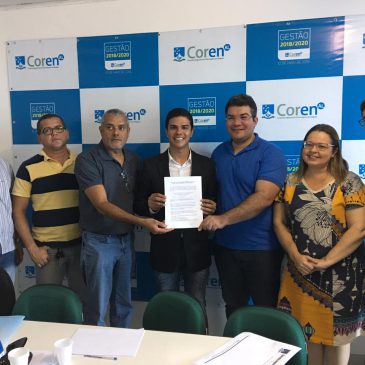 Vereador de Pilar visita Coren-AL para conhecer pautas da enfermagem