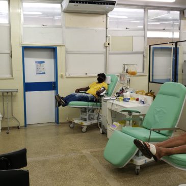 Estoque de bolsa de sangue preocupa profissionais de saúde