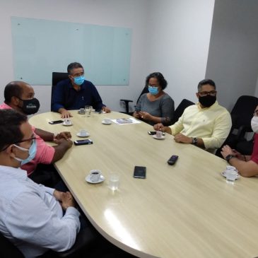 Coren-AL apura caso de profissional de enfermagem que não aplica a vacina