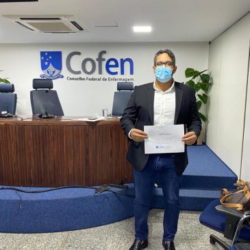 Conselheiro é responsável pelo setor de estética na enfermagem