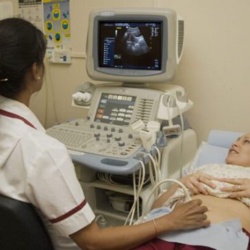 Justiça reafirma legalidade de ultrassom obstétrica por enfermeiro