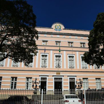 Piso Salarial Estadual da Enfermagem deve ser votado ainda essa semana