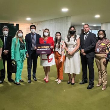 Deputados aprovam urgência do Piso da Enfermagem