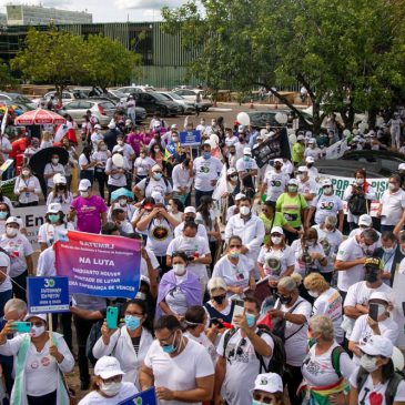 Coren-AL participa de ato pelo Piso Salarial da Enfermagem em Brasília