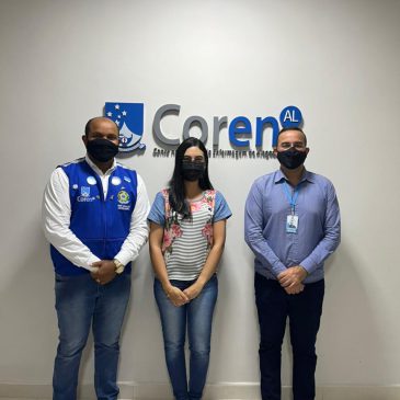 Coren-AL recebe graduandos de Enfermagem da Uninassau para visita técnica no órgão