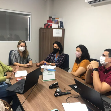 Fiscalização e Comissão de Qualidade se reúnem para discutir melhorias no departamento