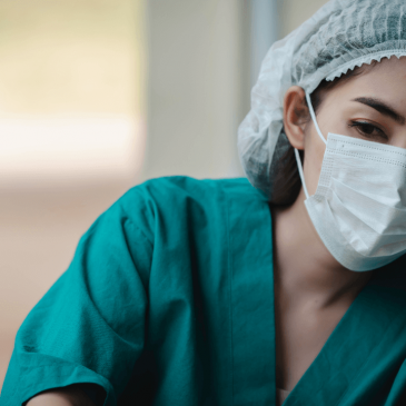 Induzir a categoria ao engano é desserviço à profissão e coloca em risco a própria Enfermagem